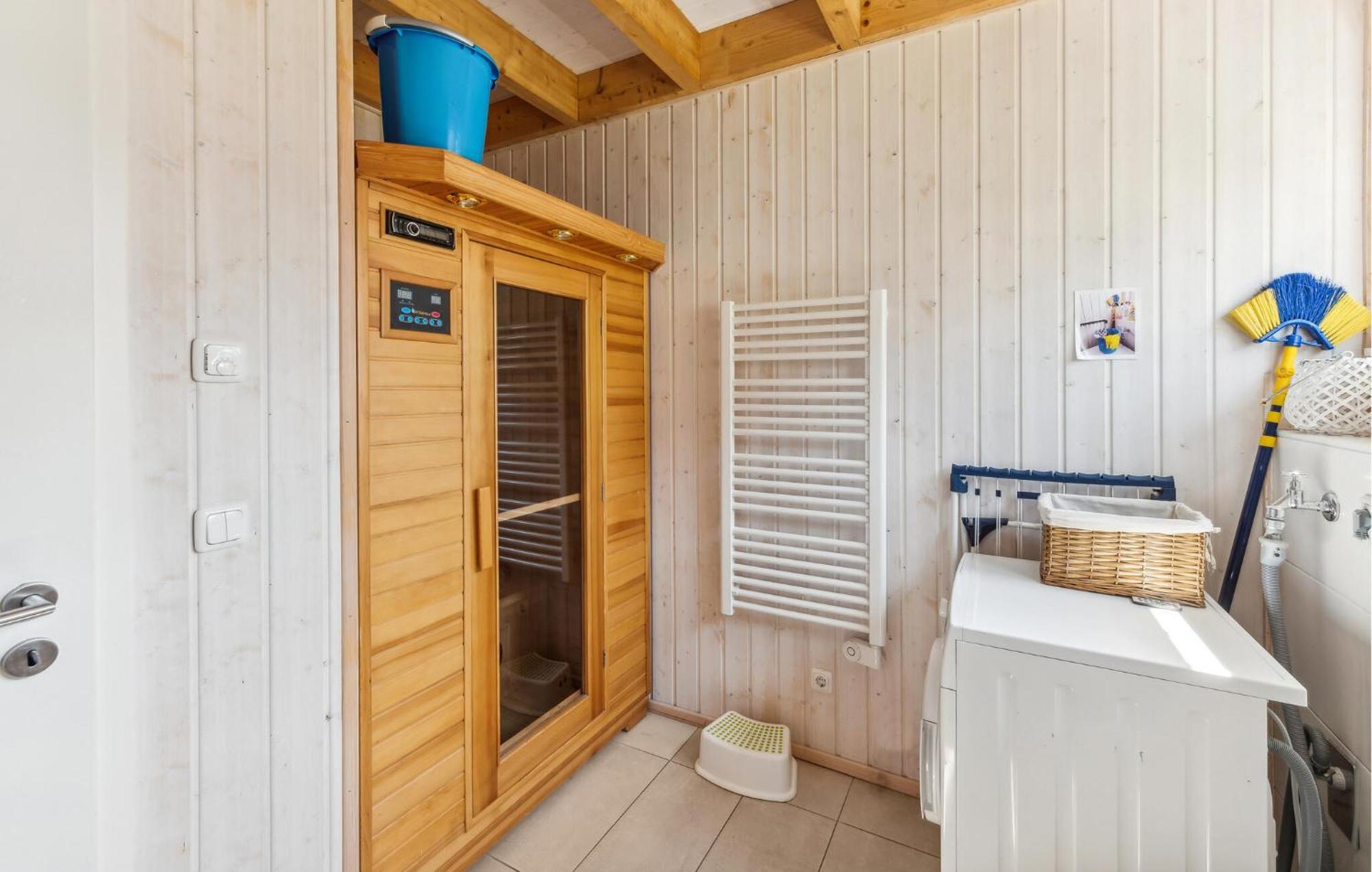 Beach Front Home In Ostseeresort Olpenitz Buitenkant foto